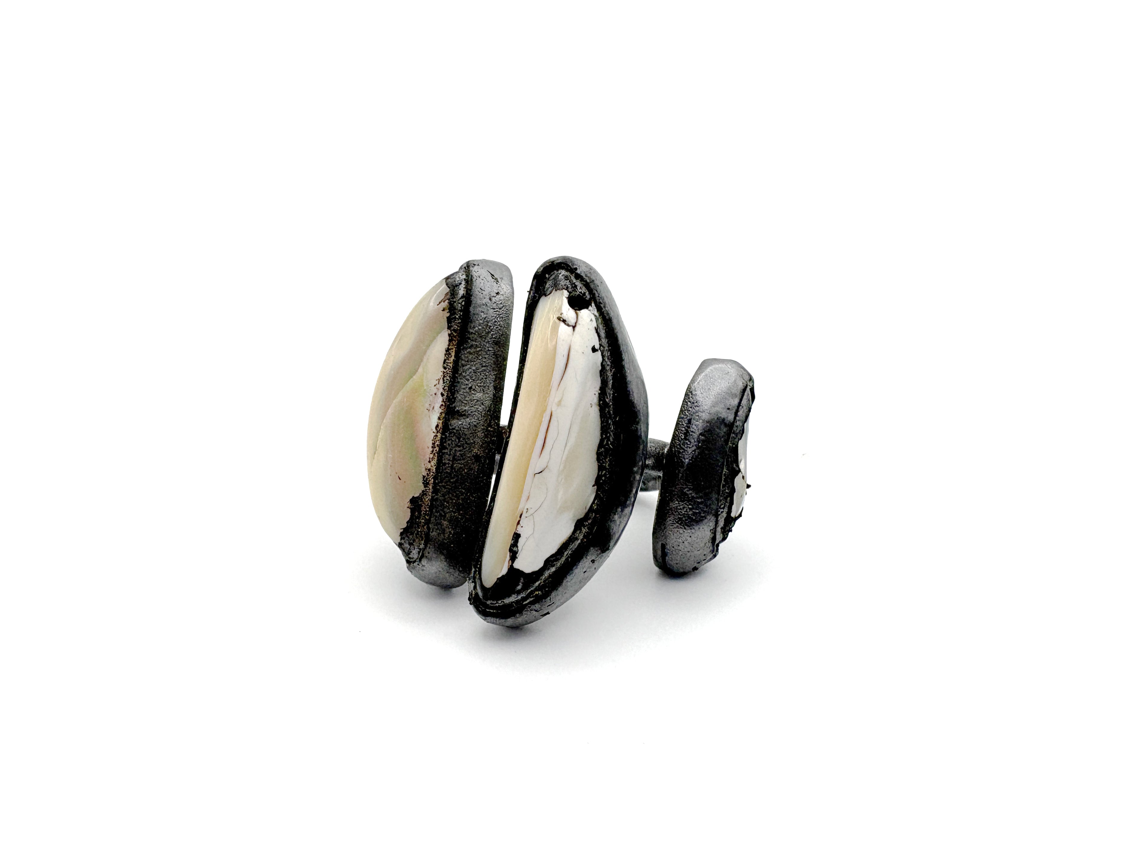 Multi-Shell Ring-Size 8.25